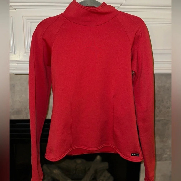 Athleta Mock Turtleneck Cropped Red Size Medium Athleisure Athletic - Picture 1 of 9